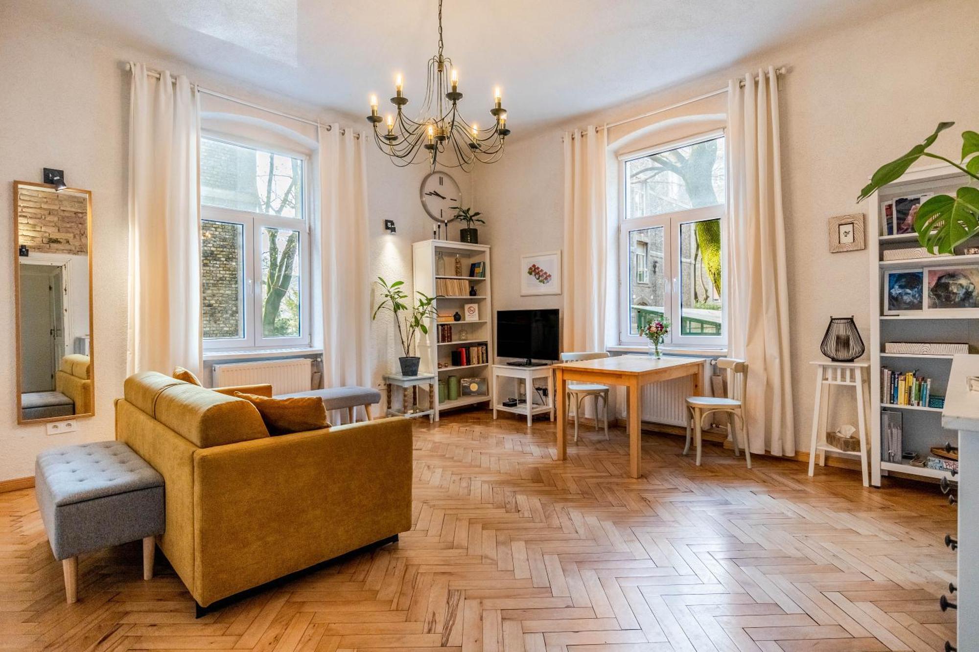 Historical Wine Apartment Bratislava Ngoại thất bức ảnh